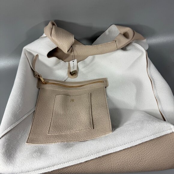 NWT Babana Republic Vegan Leather Slouchy Tote - Picture 12 of 16